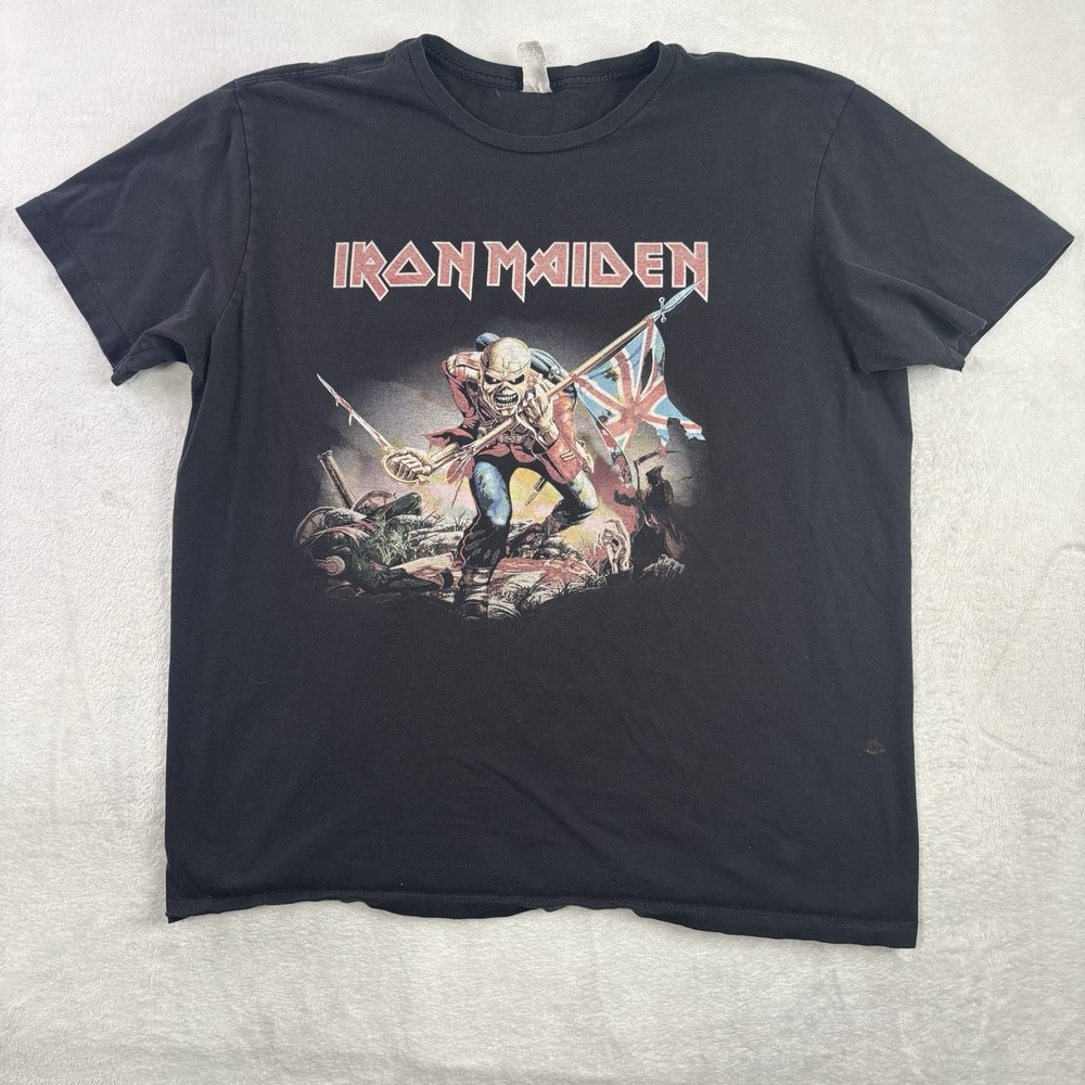 Iron Maiden Black Short Sleeve Band Graphic Shirt Men's XL Distressed